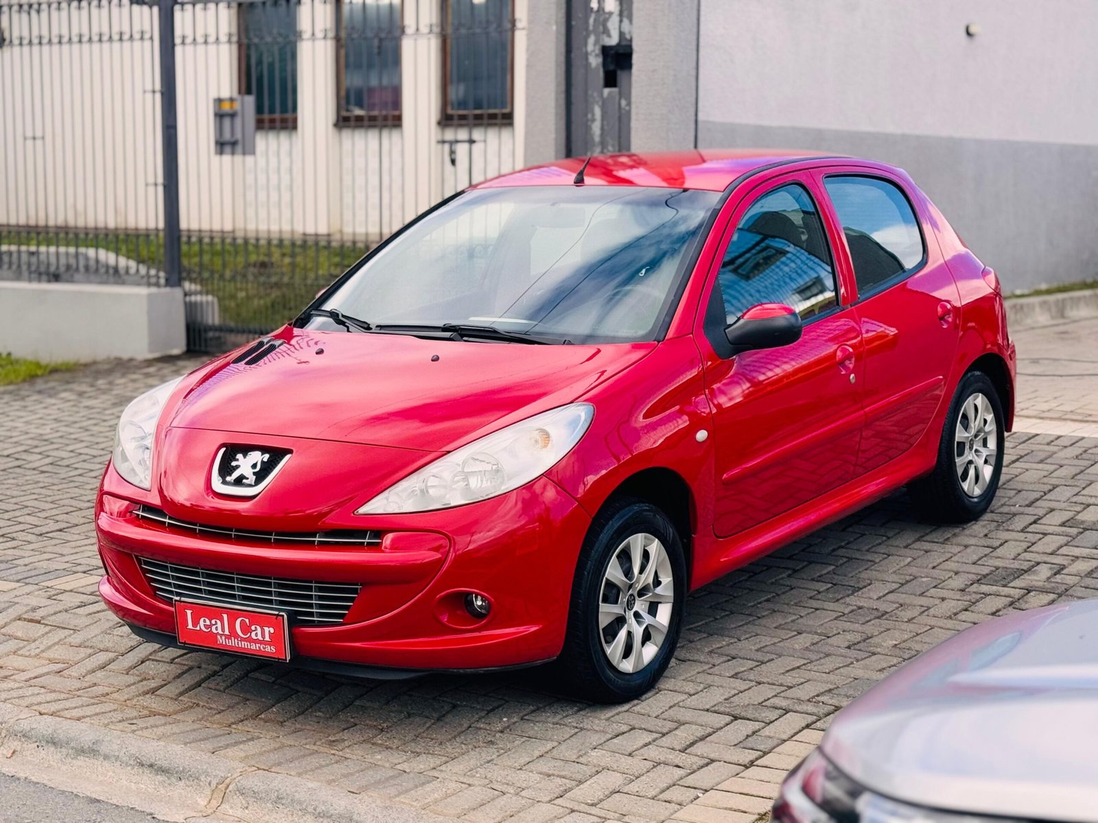PEUGEOT 207