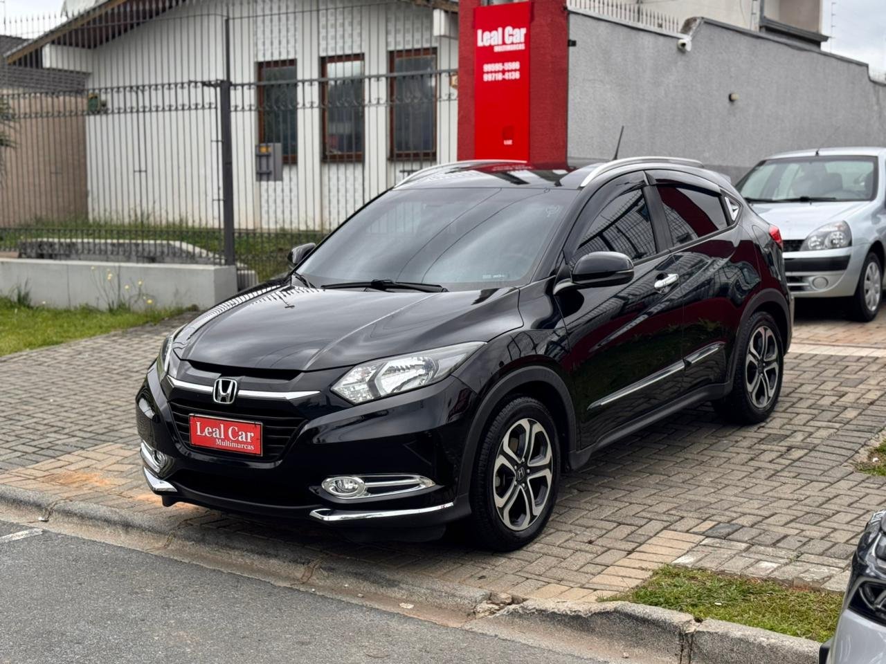 HR-V